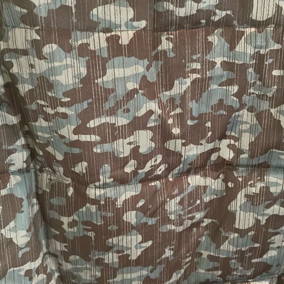 Puffer Camouflage Vest - Picture 5 of 9